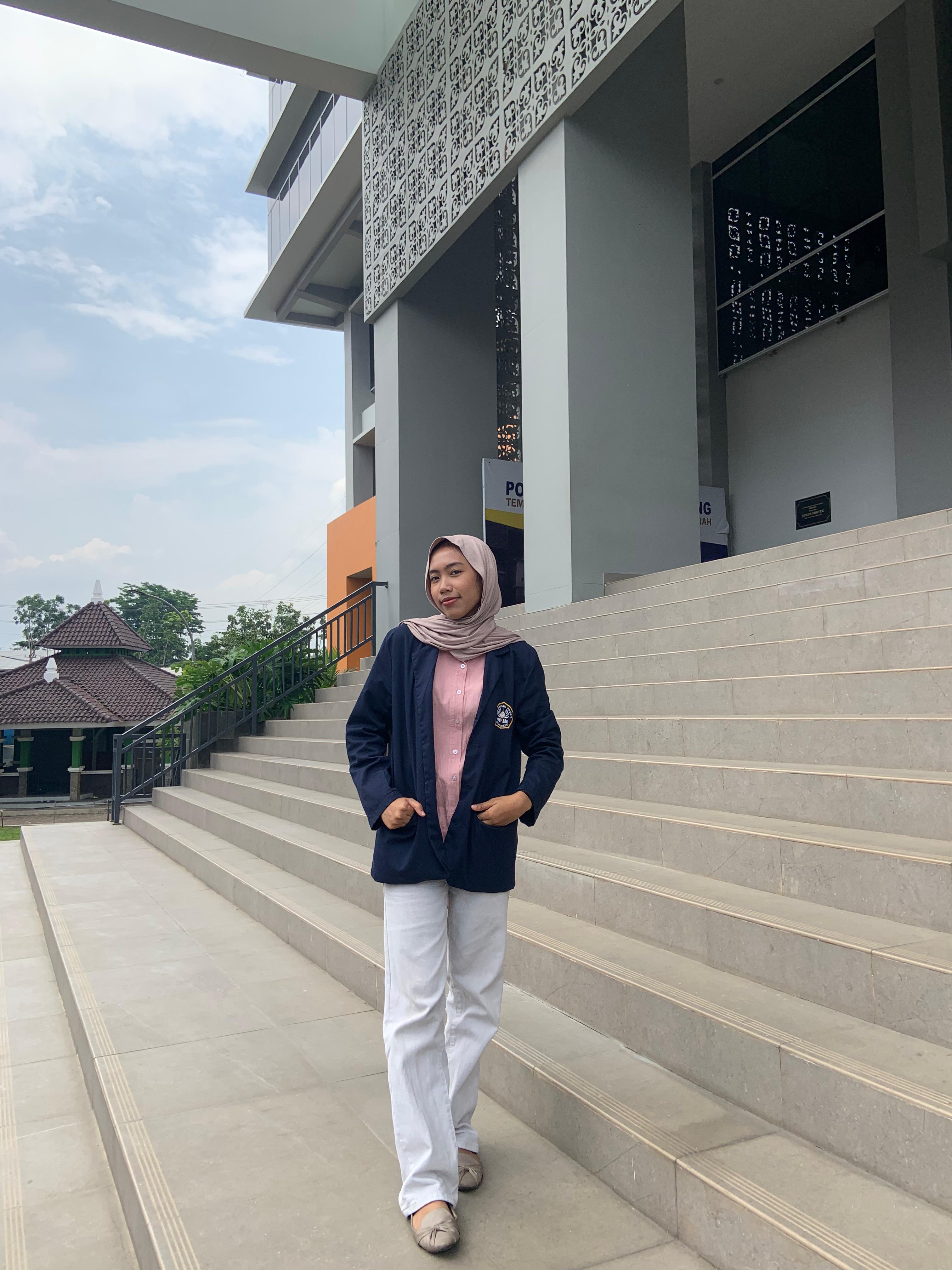 Nihlah Mutiara Taslimah